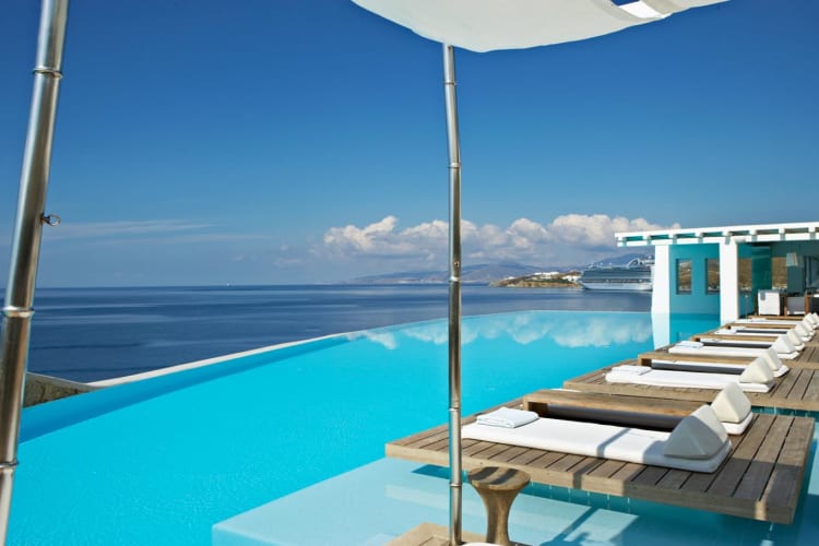 Pool Lounge sunbeds